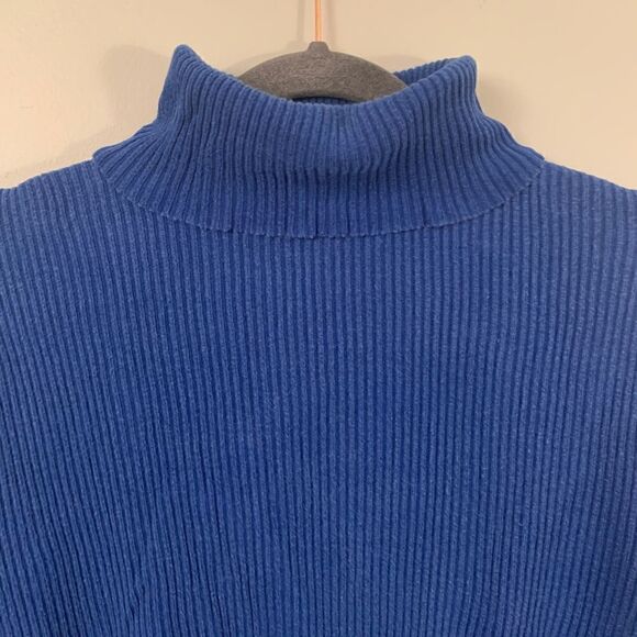 Newport News   - Picture 4 of 5